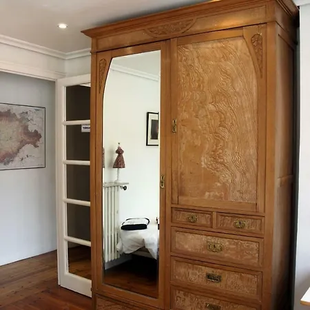 Villadel Casa Urbana *